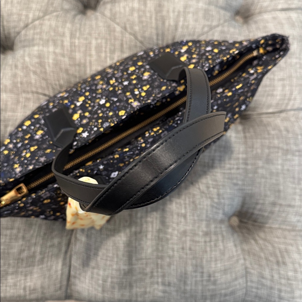 Marc Jacobs Bag Wingman Black Yellow Floral Nylon Tote EUC - Picture 13 of 17